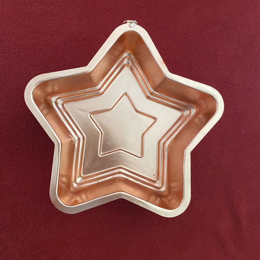 Star-Shaped Copper Baking Pan